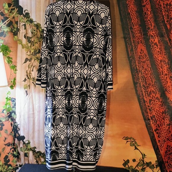 EUC: HAANI Sze 2X Black & White Geometric Midi Dress - Picture 2 of 5